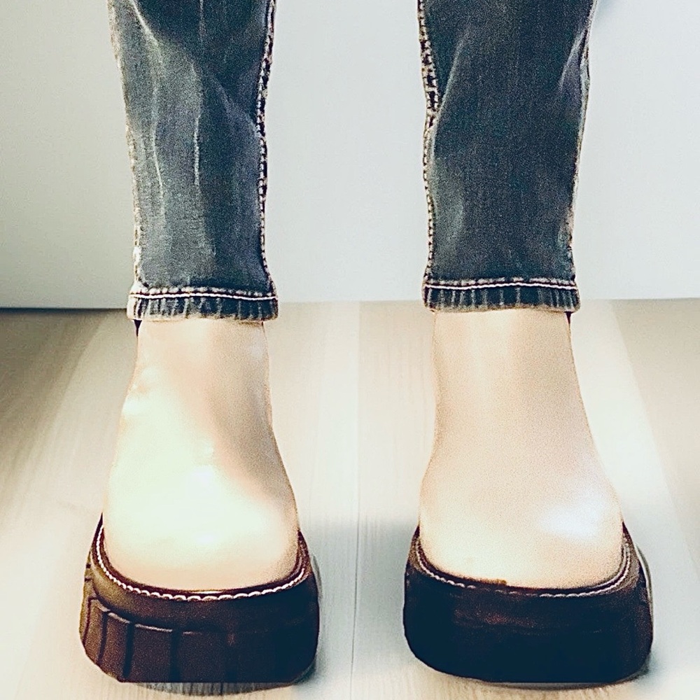 🖤GIANNI BINI🖤 (RIDLIEGH) LEATHER PUNK CHUNKY LUG SOLE CHELSEA ANKLE BOOTS NWOB